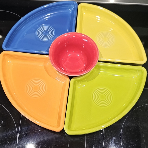 Colorful Fiesta Wear Sectioned Serving Platter with Bowl. - Picture 12 of 12